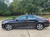 Thumbnail of 2018 Crystal Black Pearl Honda Accord