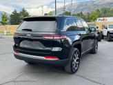 Thumbnail of 2024 Diamond Black Crystal Pearlcoat Jeep Grand Cherokee