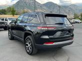 Thumbnail of 2024 Diamond Black Crystal Pearlcoat Jeep Grand Cherokee