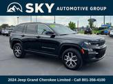 Thumbnail of 2024 Diamond Black Crystal Pearlcoat Jeep Grand Cherokee