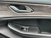 Thumbnail of 2024 Diamond Black Crystal Pearlcoat Jeep Grand Cherokee