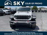 Thumbnail of 2025 Bright White Clearcoat Jeep Wrangler