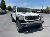 Thumbnail of 2025 Bright White Clearcoat Jeep Wrangler