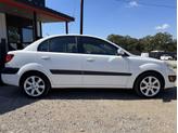 Thumbnail of 2007 White Kia Rio