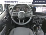 Thumbnail of 2025 Anvil Clearcoat Jeep Wrangler