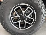 Thumbnail of 2025 Bright White Clearcoat Jeep Gladiator