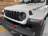 Thumbnail of 2025 Bright White Clearcoat Jeep Gladiator