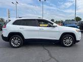 Thumbnail of 2021 Bright White Clearcoat Jeep Cherokee