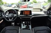 Thumbnail of 2025 Pure White Volkswagen Atlas