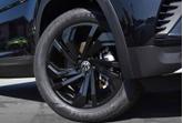 Thumbnail of 2023 Deep Black Pearl Effect Volkswagen Atlas