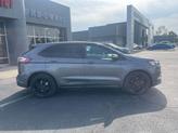 Thumbnail of 2022 Carbonized Gray Metallic Ford Edge