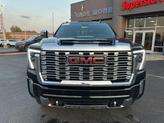 Thumbnail of 2024 Onyx Black GMC Sierra 2500