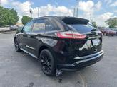 Thumbnail of 2022 Agate Black Metallic Ford Edge