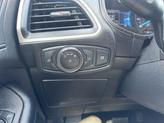 Thumbnail of 2022 Agate Black Metallic Ford Edge