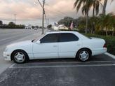 Thumbnail of 1999 WHITE Lexus LS 400