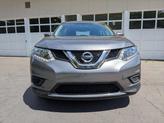 Thumbnail of 2016 Gray Nissan Rogue