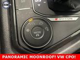 Thumbnail of 2018 Pure White Volkswagen Tiguan