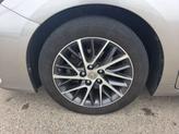 Thumbnail of 2016 Silver Lexus ES 350
