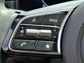 Thumbnail of 2024 Clear White/Black Roof Kia Seltos