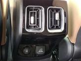 Thumbnail of 2024 Glacial White Pearl Kia Sorento