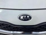 Thumbnail of 2022 Snow White Pearl Kia Sportage