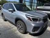 Photo of 2021 Ice Silver Metallic Subaru Forester
