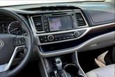 Thumbnail of 2016 Silver Sky Metallic Toyota Highlander Hybrid