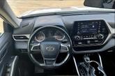 Thumbnail of 2022 Wind Chill Pearl Toyota Highlander