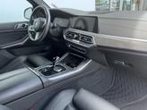 Thumbnail of 2022 Mineral White Metallic BMW X5