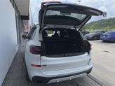 Thumbnail of 2022 Mineral White Metallic BMW X5