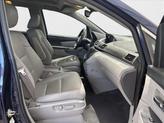 Thumbnail of 2016 Obsidian Blue Pearl Honda Odyssey