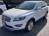 Thumbnail of 2019 White Platinum Tri-Coat Metallic Lincoln MKC