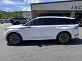 Photo of 2023 Pristine White Lincoln Aviator