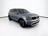 Thumbnail of 2024 Everlasting Silver Kia Telluride