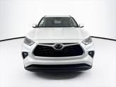 Thumbnail of 2023 Celestial Silver Metallic Toyota Highlander