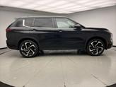 Thumbnail of 2022 Labrador Black Mitsubishi Outlander