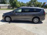 Thumbnail of 2018 Gray Chrysler Pacifica