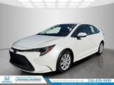 Photo of 2021 Super White Toyota Corolla