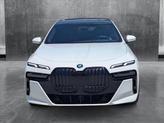 Thumbnail of 2024 Alpine White BMW i7