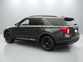 Thumbnail of 2023 Green Metallic Ford Explorer