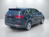 Thumbnail of 2019 Ebony Black Kia Sorento