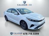 Photo of 2023 Snow White Pearl Kia Forte