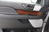 Thumbnail of 2024 Silver Radiance Metallic Lincoln Navigator L