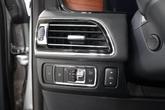 Thumbnail of 2024 Silver Radiance Metallic Lincoln Navigator L