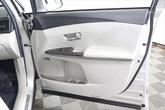 Thumbnail of 2013 Classic Silver Metallic Toyota Venza