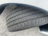 Thumbnail of 2025 Aspen White Tricoat/Super Black Nissan Sentra