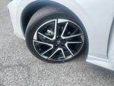 Thumbnail of 2025 Aspen White Tricoat/Super Black Nissan Sentra