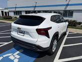 Thumbnail of 2025 Summit White Chevrolet Trax