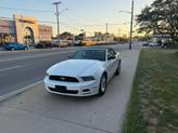 Photo of 2014 White Ford Mustang