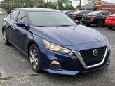 Thumbnail of 2019 Deep Blue Pearl Nissan Altima